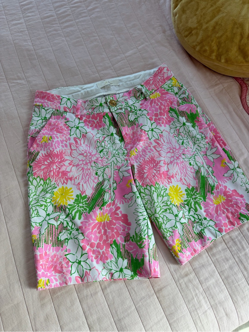 Floral Pink Garden-Print Women's Shorts